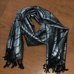 silver & black scarf
